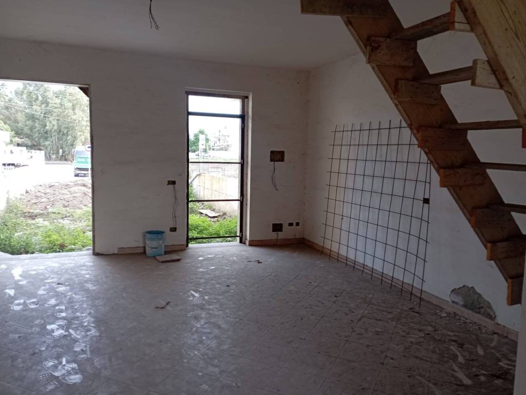 casa indipendente in vendita a Valdina