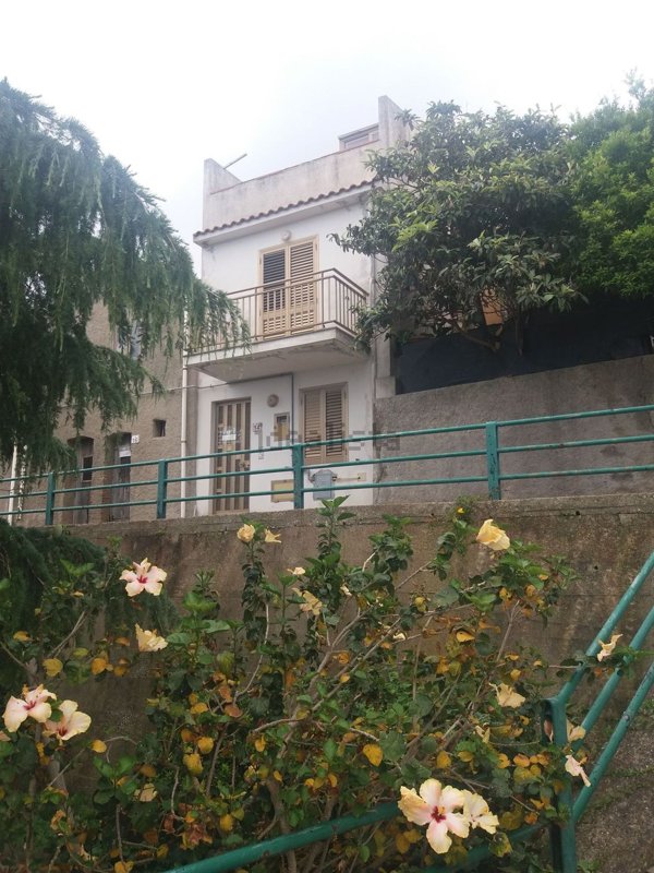 appartamento in vendita a Valdina