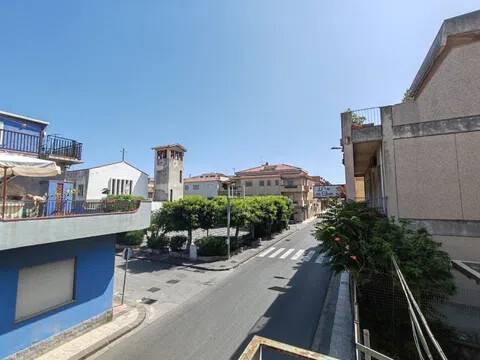 appartamento in vendita a Valdina in zona Fondachello