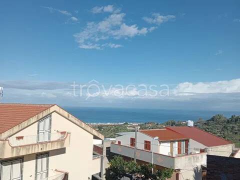 casa indipendente in vendita a Valdina in zona Fondachello