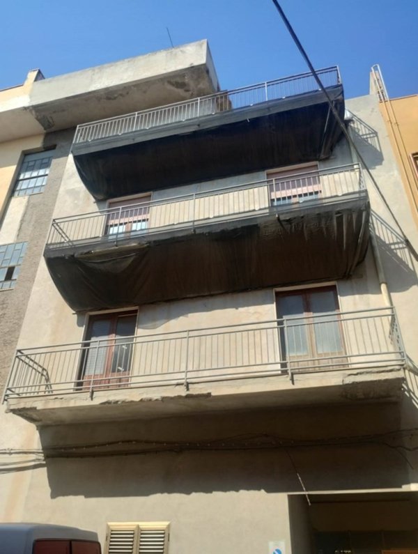 appartamento in vendita a Valdina in zona Fondachello