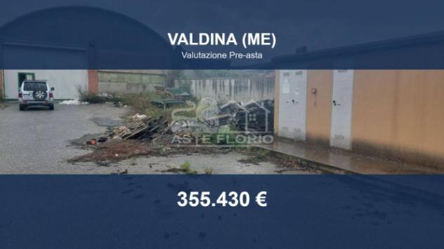 locale commerciale in vendita a Valdina
