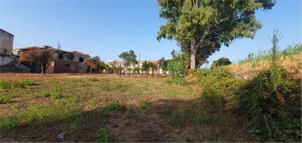 casa indipendente in vendita a Valdina in zona Fondachello