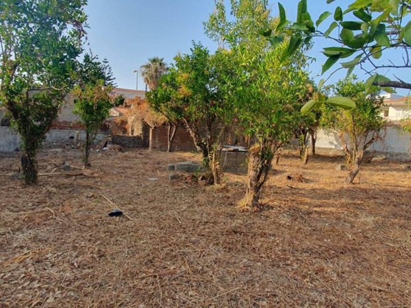 casa indipendente in vendita a Valdina in zona Fondachello