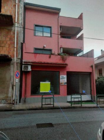 negozio in vendita a Venetico