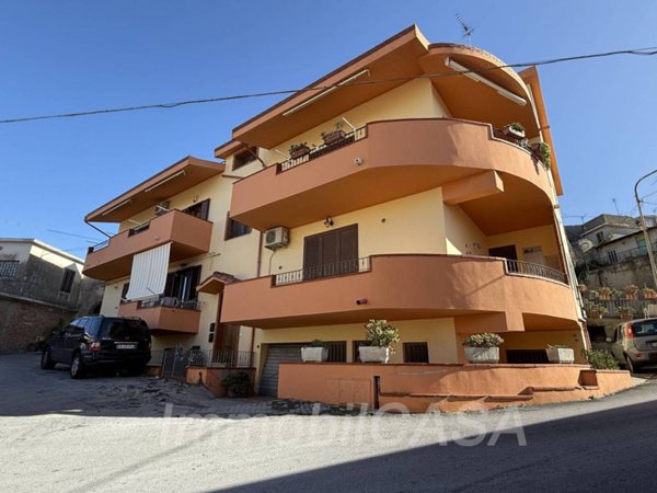 appartamento in vendita a Venetico in zona Venetico Superiore