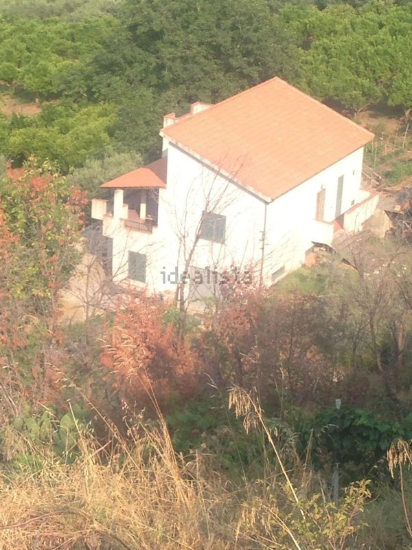 casa indipendente in vendita a Venetico