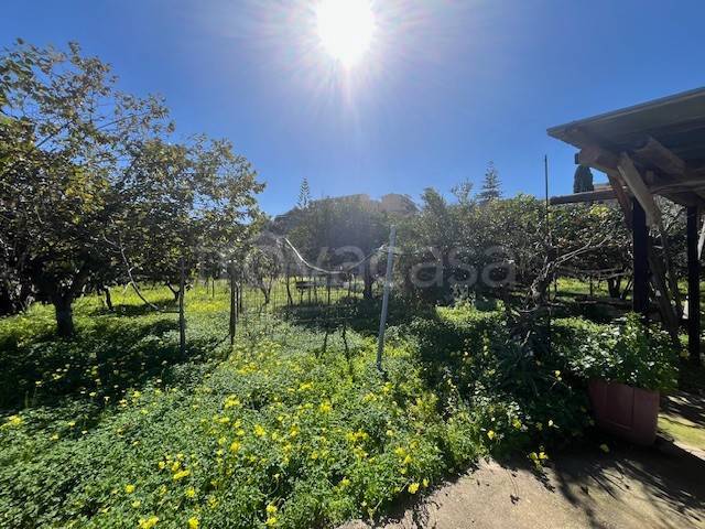 villa in vendita a Venetico