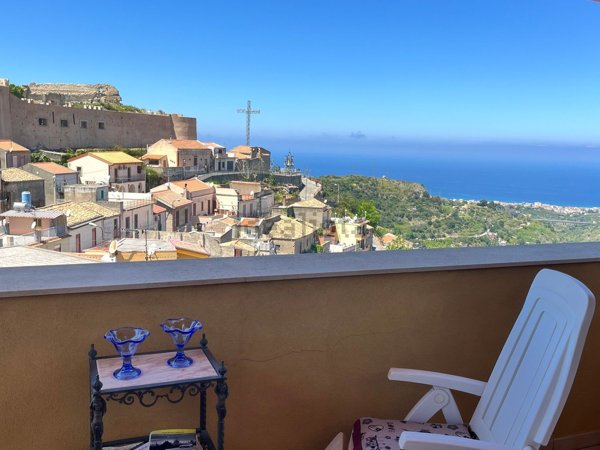 casa indipendente in vendita a Venetico in zona Venetico Superiore