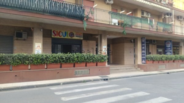 locale commerciale in vendita a Venetico