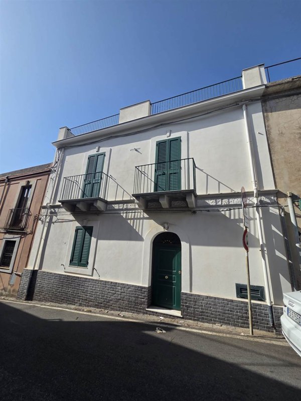 casa indipendente in vendita a Venetico in zona Venetico Superiore