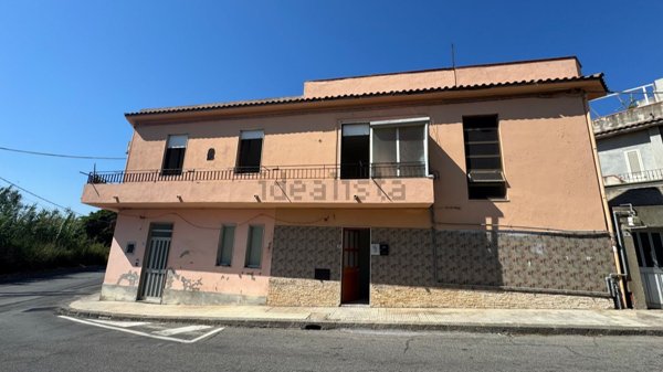 casa indipendente in vendita a Venetico
