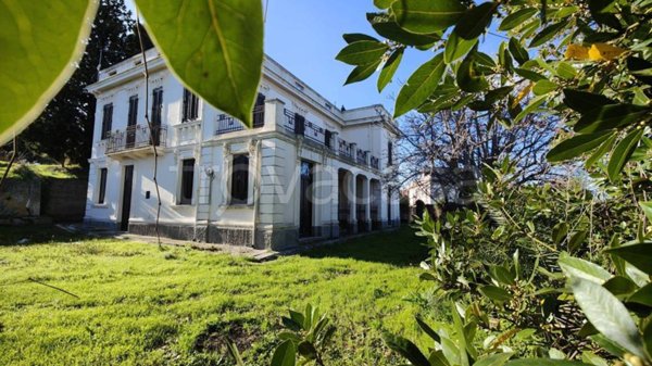 casa indipendente in vendita a Villafranca Tirrena in zona Serro