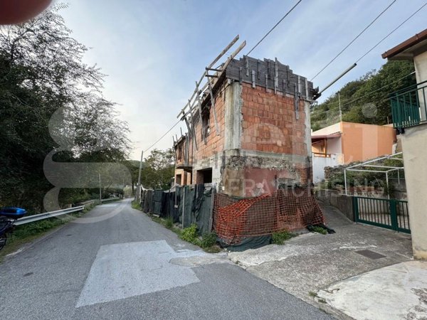 casa indipendente in vendita a Villafranca Tirrena in zona Calvaruso