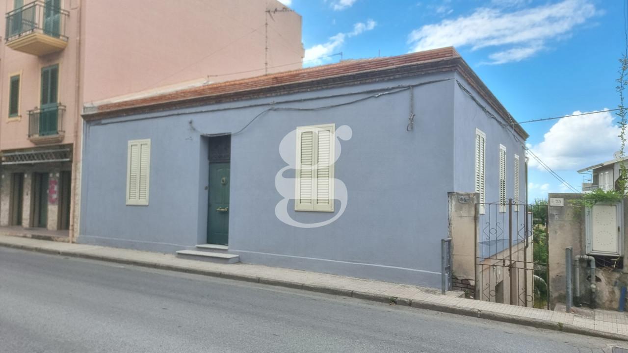 casa indipendente in vendita a Villafranca Tirrena
