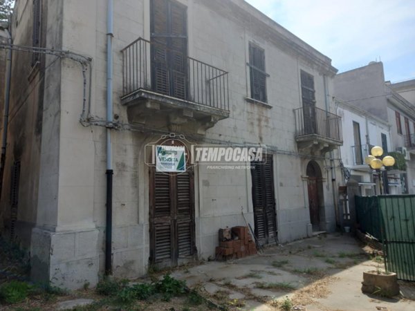 casa indipendente in vendita a Villafranca Tirrena in zona Divieto