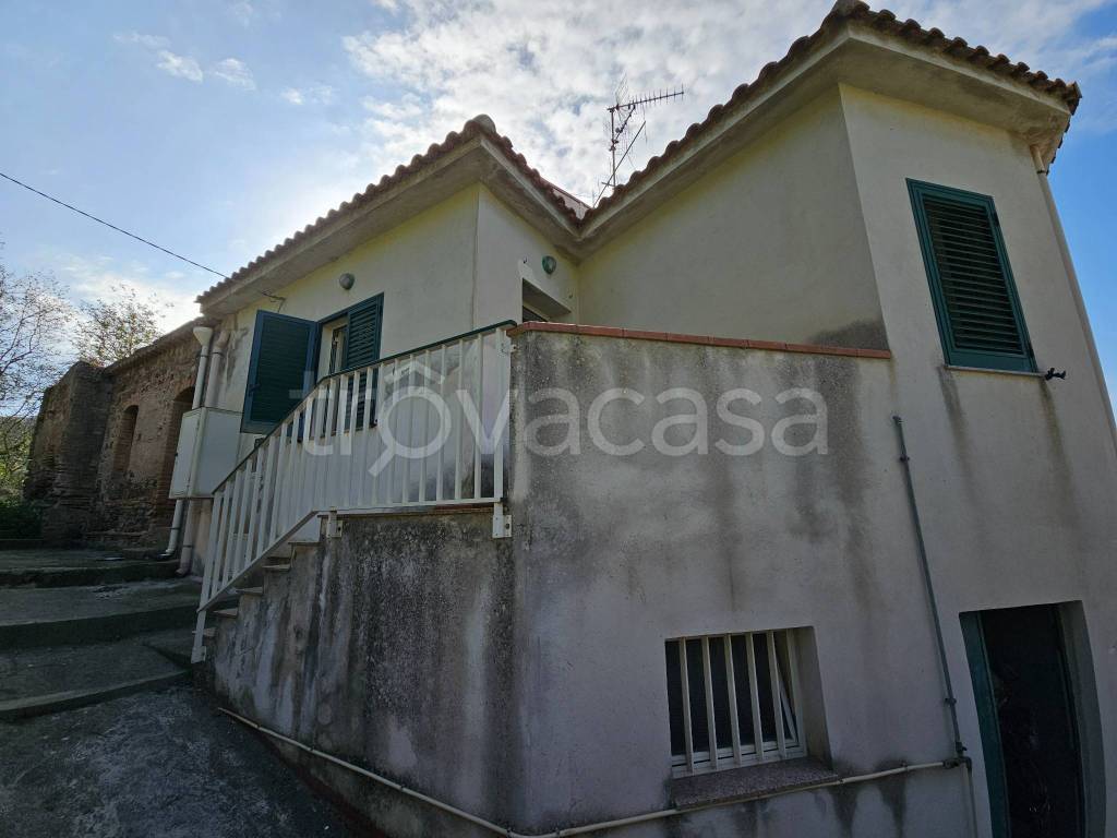 casa indipendente in vendita a Villafranca Tirrena in zona Calvaruso