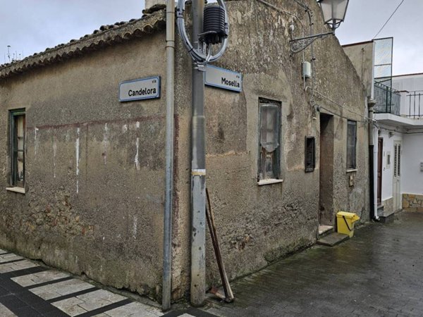 casa indipendente in vendita a Villafranca Tirrena in zona Serro
