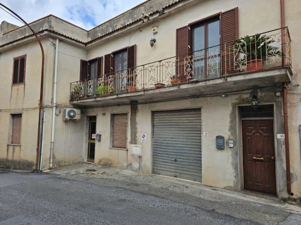 appartamento in vendita a Villafranca Tirrena in zona Castello