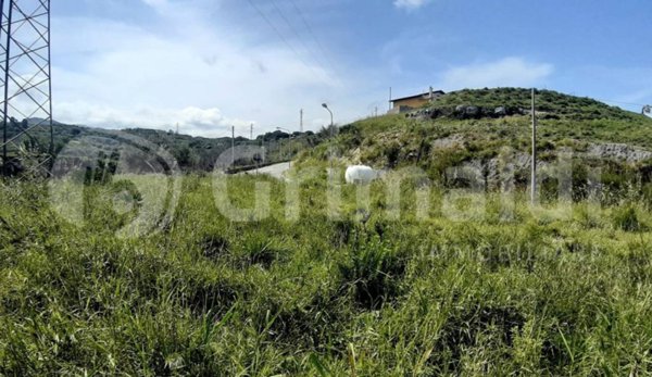 terreno agricolo in vendita a Villafranca Tirrena