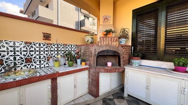casa indipendente in vendita a Villafranca Tirrena in zona Divieto