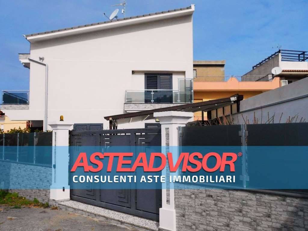 casa indipendente in vendita a Villafranca Tirrena in zona Divieto