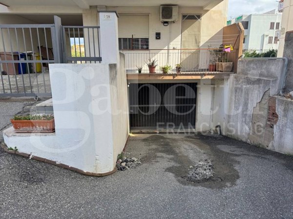 box auto in vendita a Villafranca Tirrena in zona Divieto
