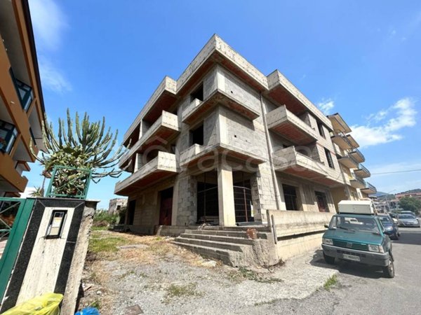 locale commerciale in vendita a Terme Vigliatore