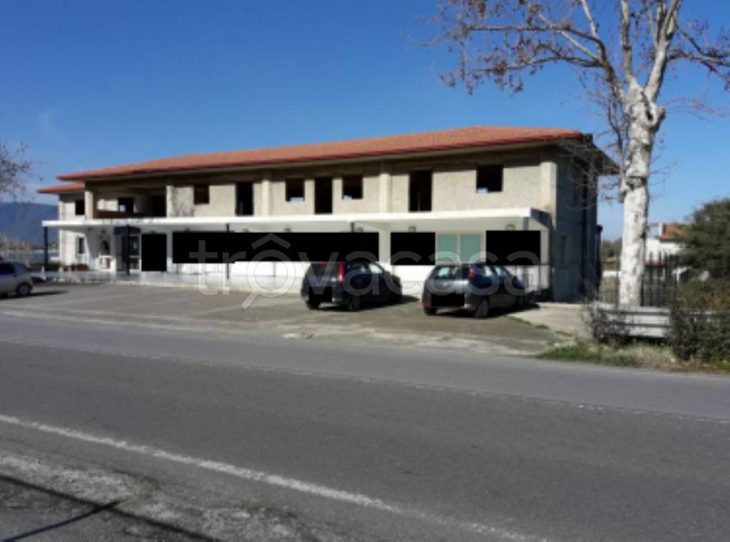 negozio in vendita a Terme Vigliatore in zona Vigliatore