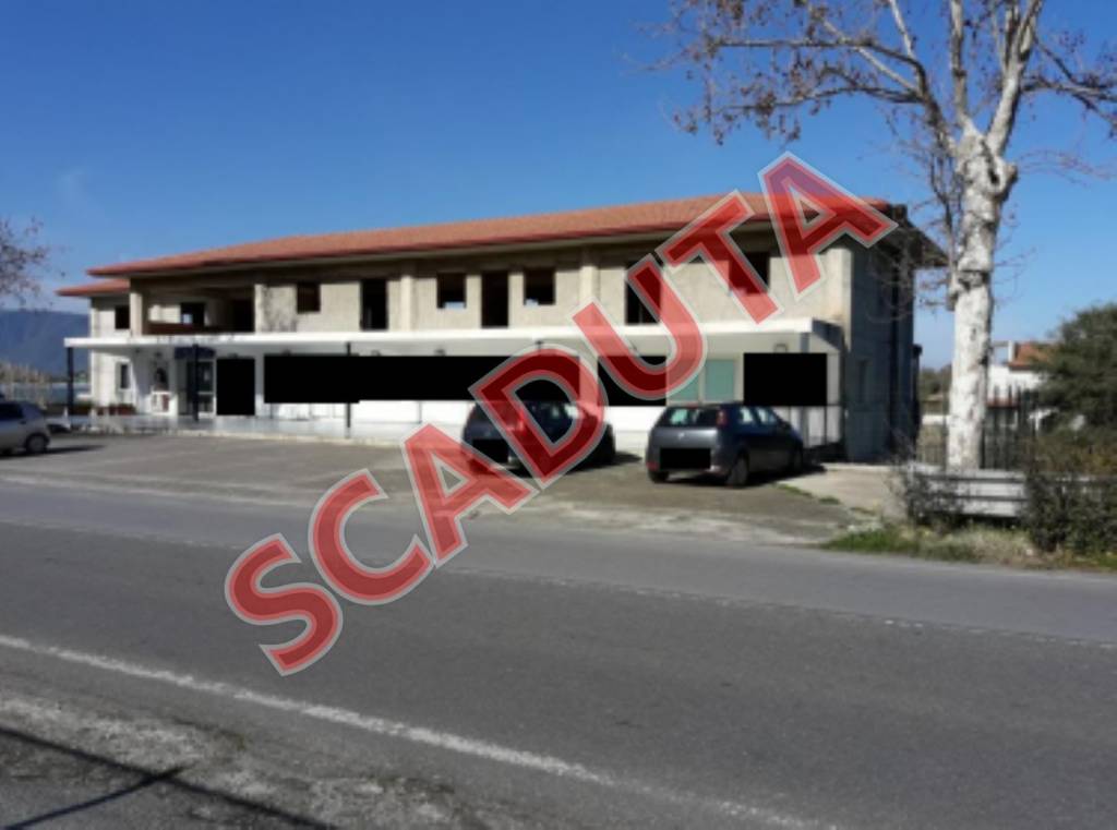 negozio in vendita a Terme Vigliatore in zona Vigliatore