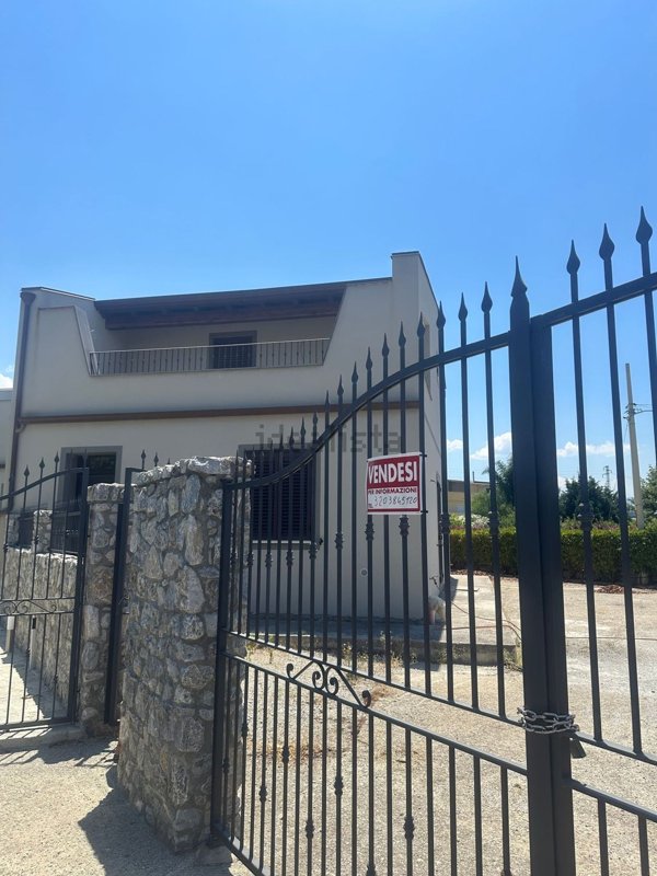 casa indipendente in vendita a Terme Vigliatore