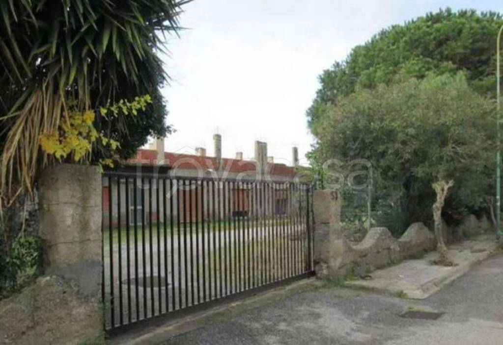 locale commerciale in vendita a Terme Vigliatore