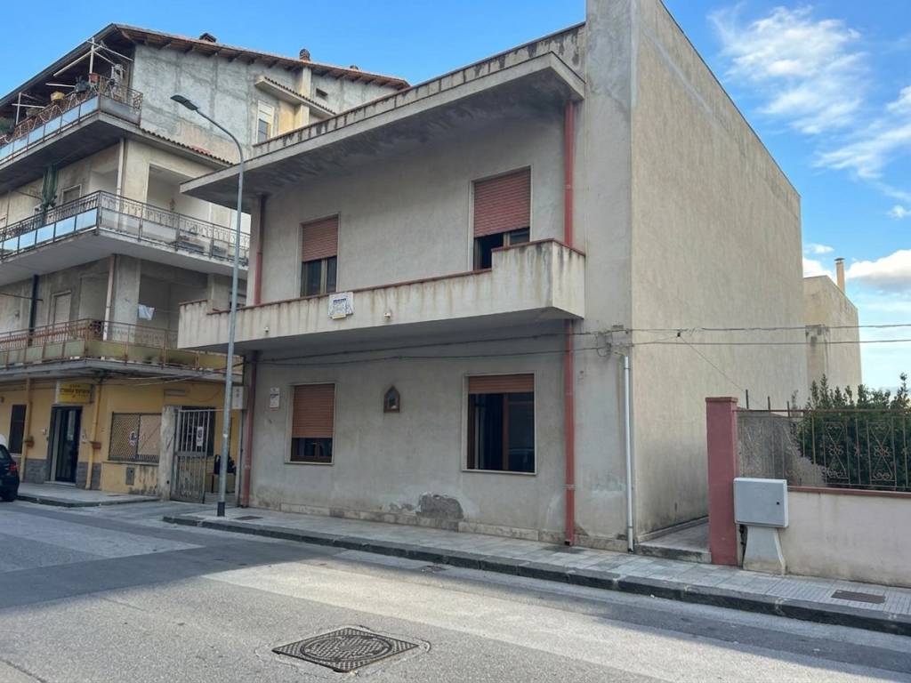 casa indipendente in vendita a Terme Vigliatore