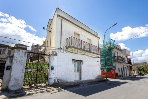 casa indipendente in vendita a Terme Vigliatore