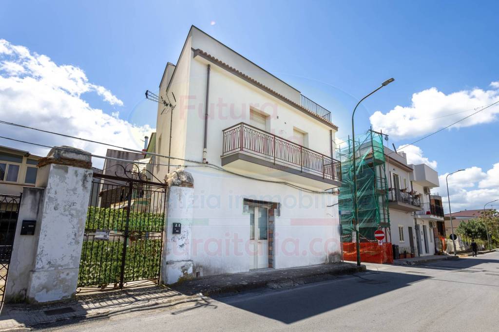 casa indipendente in vendita a Terme Vigliatore in zona San Biagio