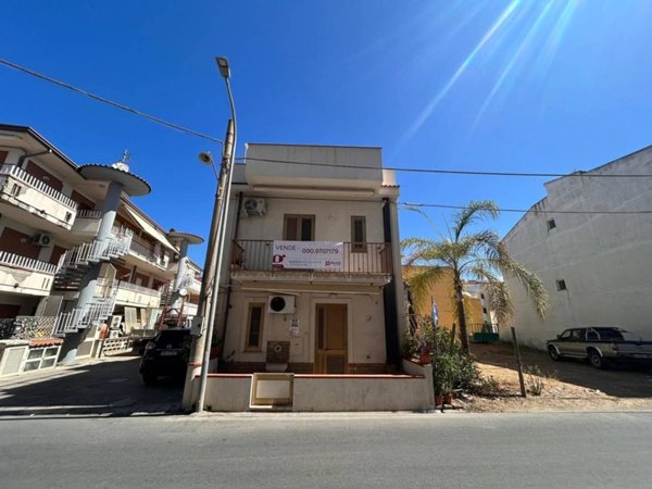 casa indipendente in vendita a Terme Vigliatore