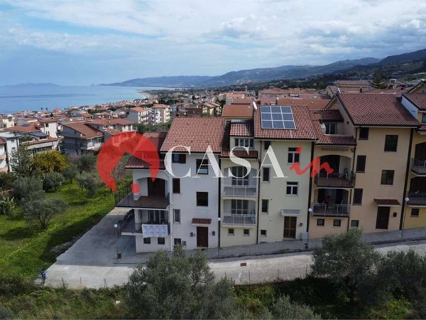 casa indipendente in vendita ad Acquedolci