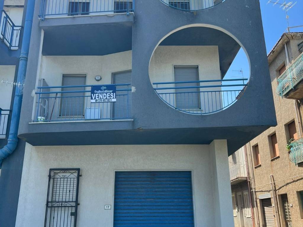 appartamento in vendita ad Acquedolci