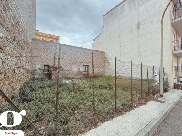 casa indipendente in vendita ad Acquedolci