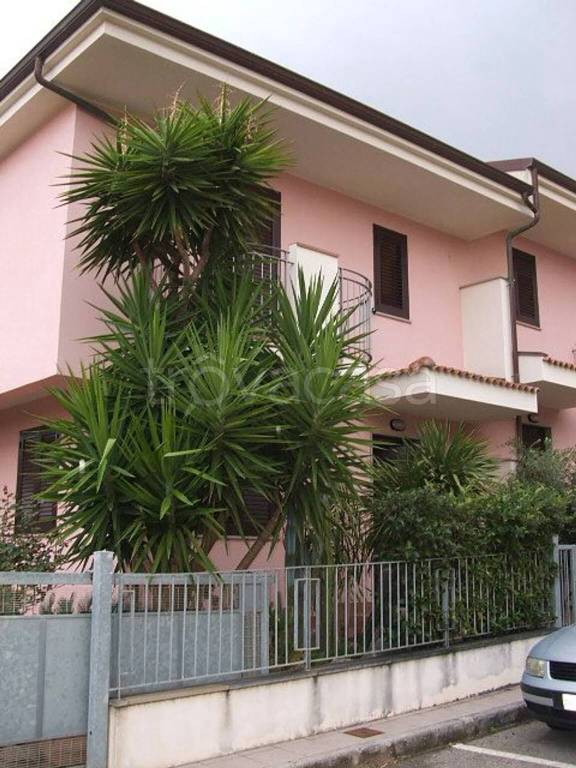 casa indipendente in vendita ad Acquedolci