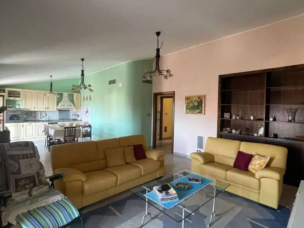 appartamento in vendita ad Acquedolci