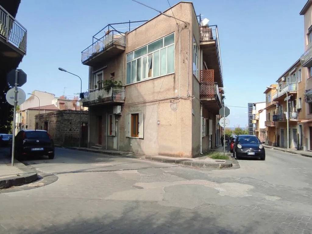 appartamento in vendita ad Acquedolci