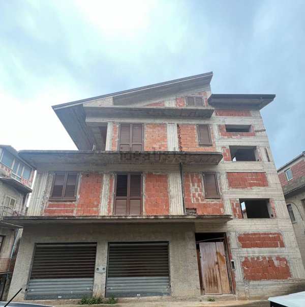 casa indipendente in vendita ad Acquedolci