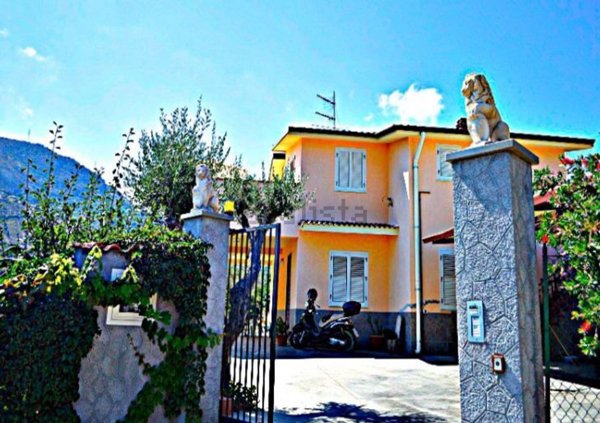 casa indipendente in vendita ad Acquedolci