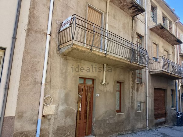 casa semindipendente in vendita ad Acquedolci