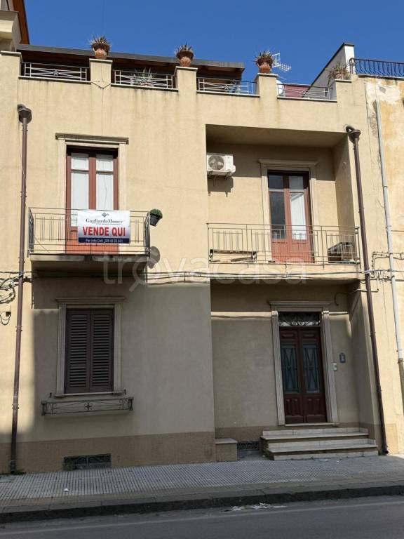 casa indipendente in vendita ad Acquedolci