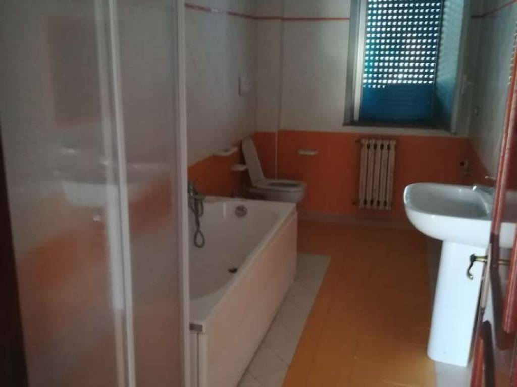 appartamento in vendita ad Acquedolci