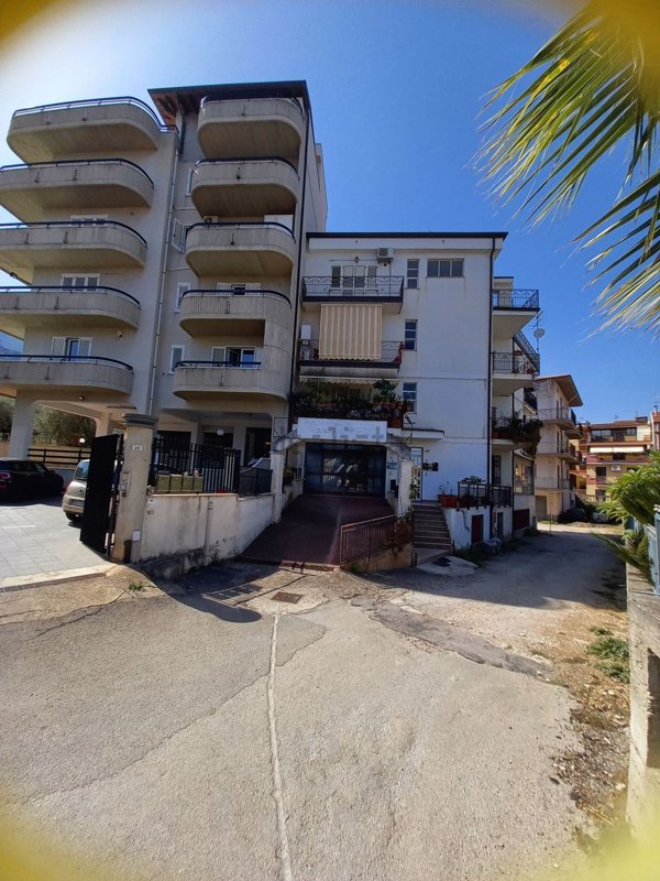 appartamento in vendita ad Acquedolci