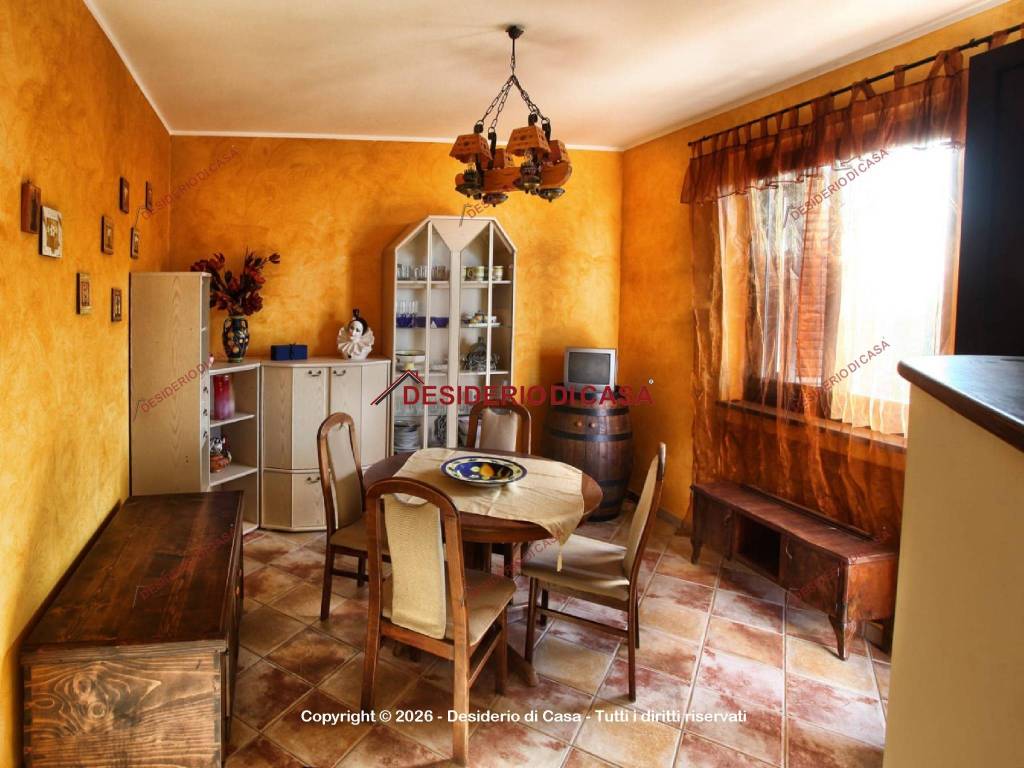 casa indipendente in vendita ad Acquedolci