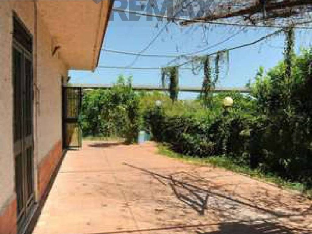 casa indipendente in vendita ad Acquedolci
